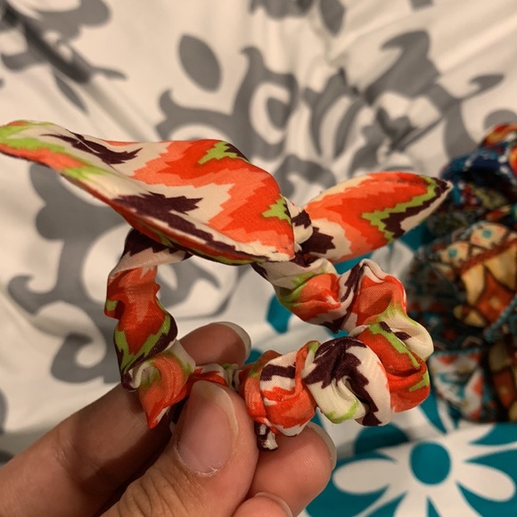 4 pack pattern unused scrunchies ! - Picture 2 of 5
